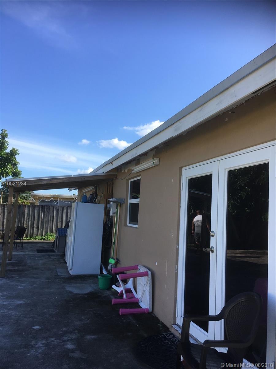 CAROL CITY GDNS 1ST ADDN - Residential