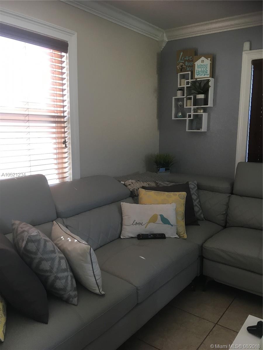 CAROL CITY GDNS 1ST ADDN - Residential