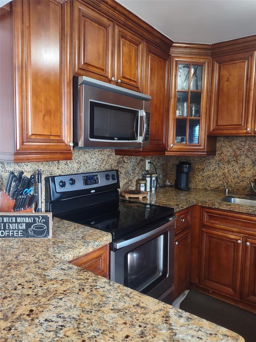 1400 SW 27th Ave 301