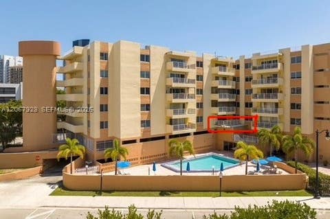 Photo of 200 178th Dr #301, Sunny Isles Beach, FL 33160 (MLS # A12067923)
