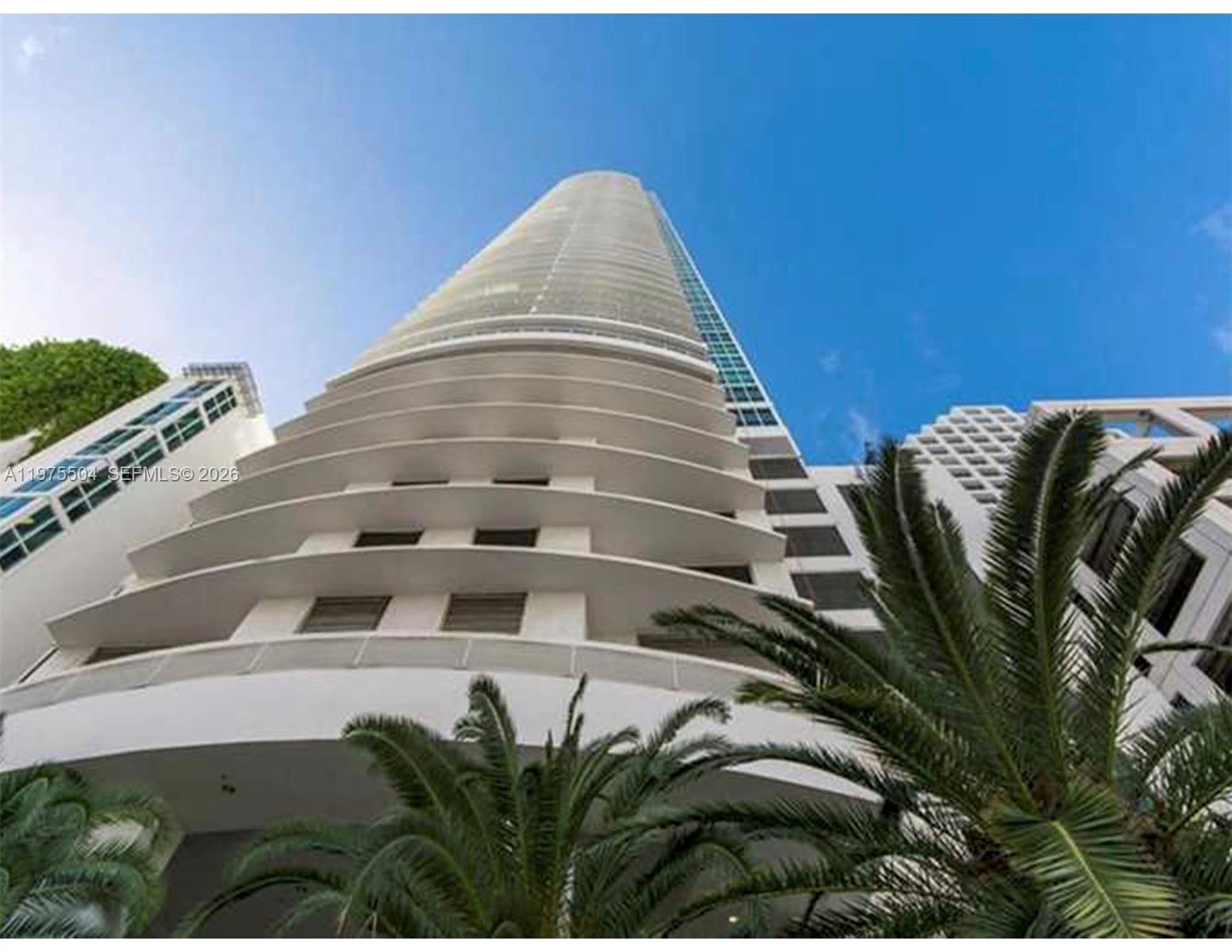 THE PLAZA 851 BRICKELL CO - Residential Lease
