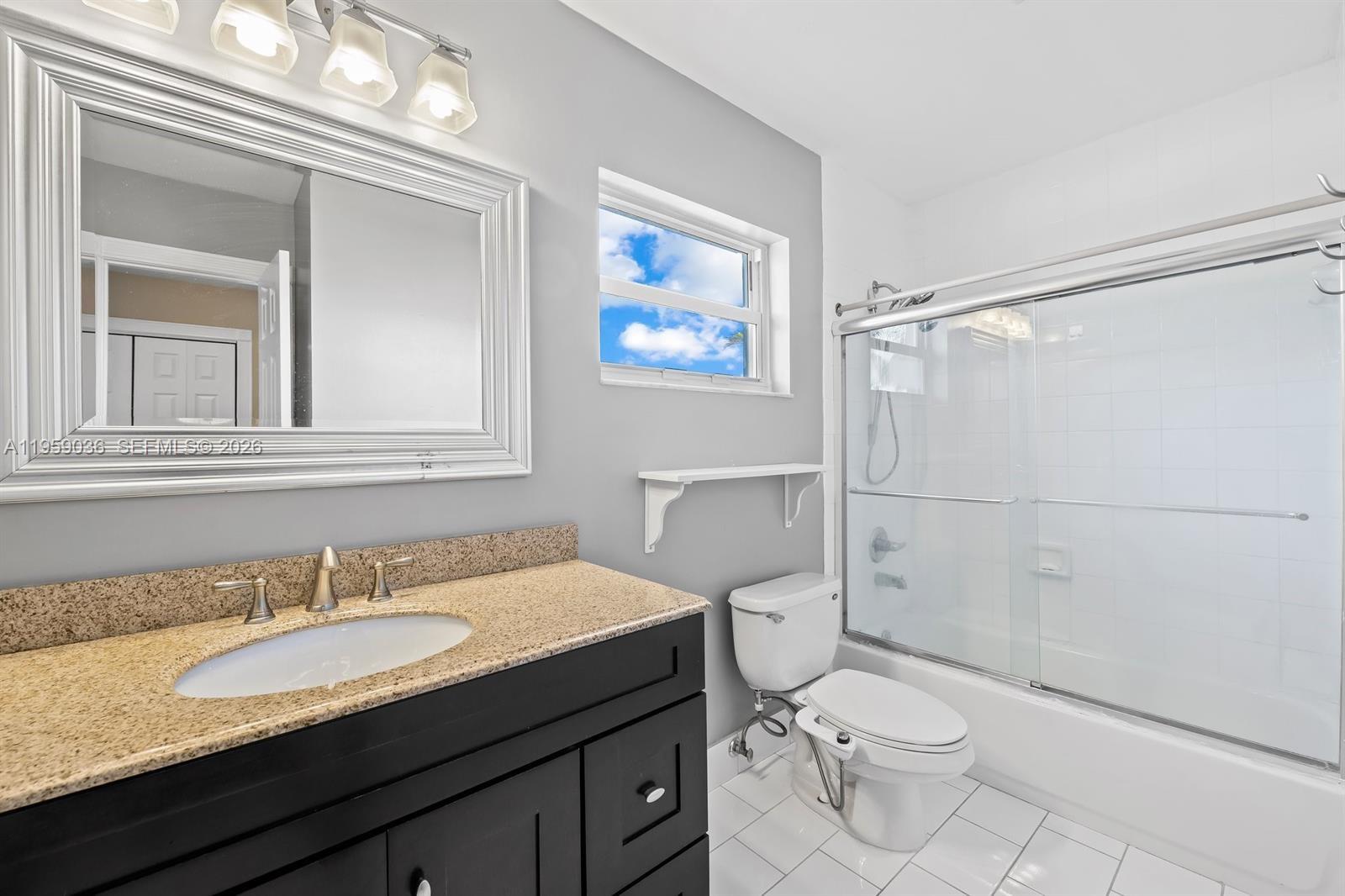 HOLLYWOOD LAKES SECTION - Residential