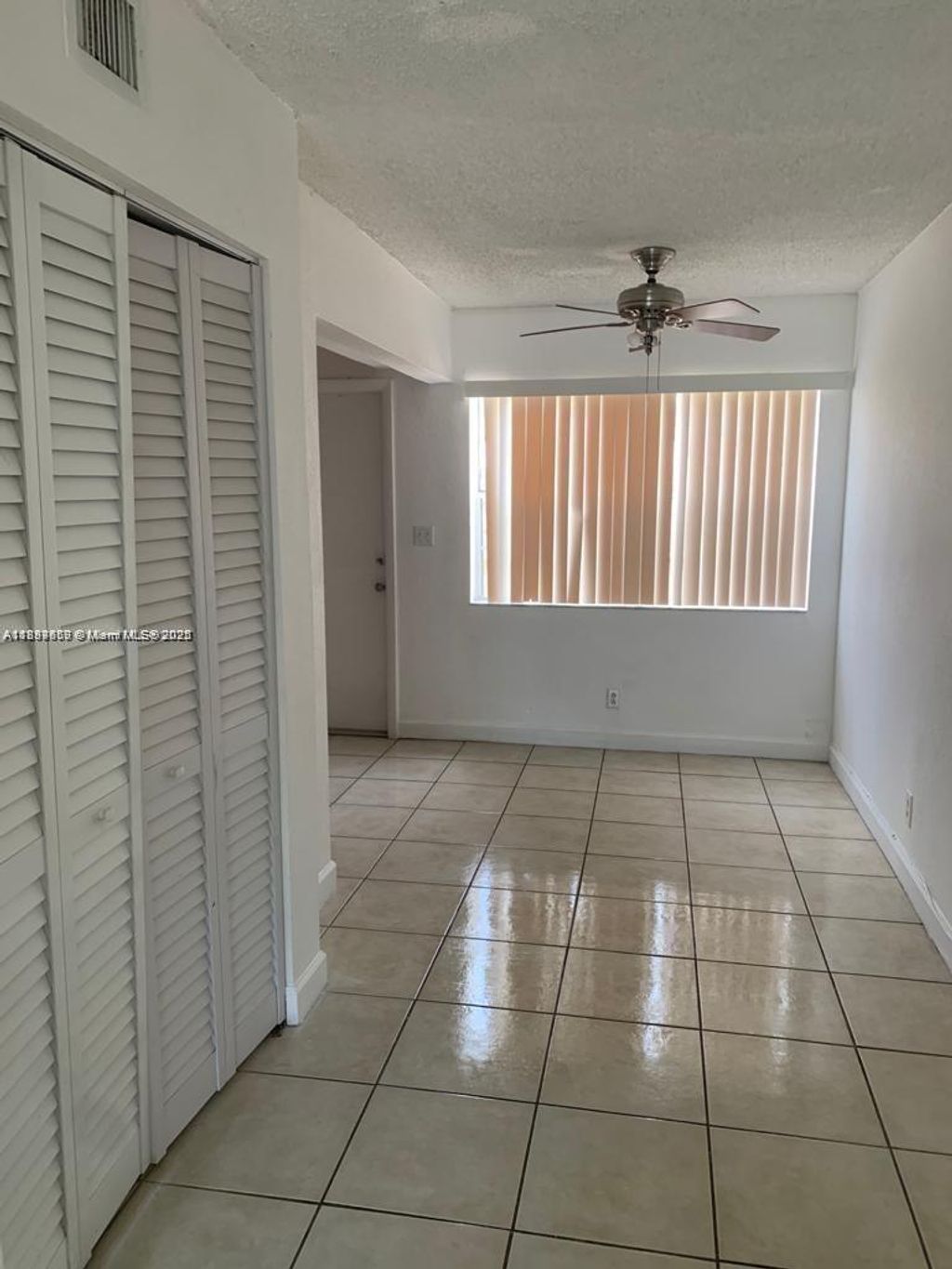 Photo of 811 NW 46th Ave #811, Plantation, FL 33317 (MLS # A11894659)