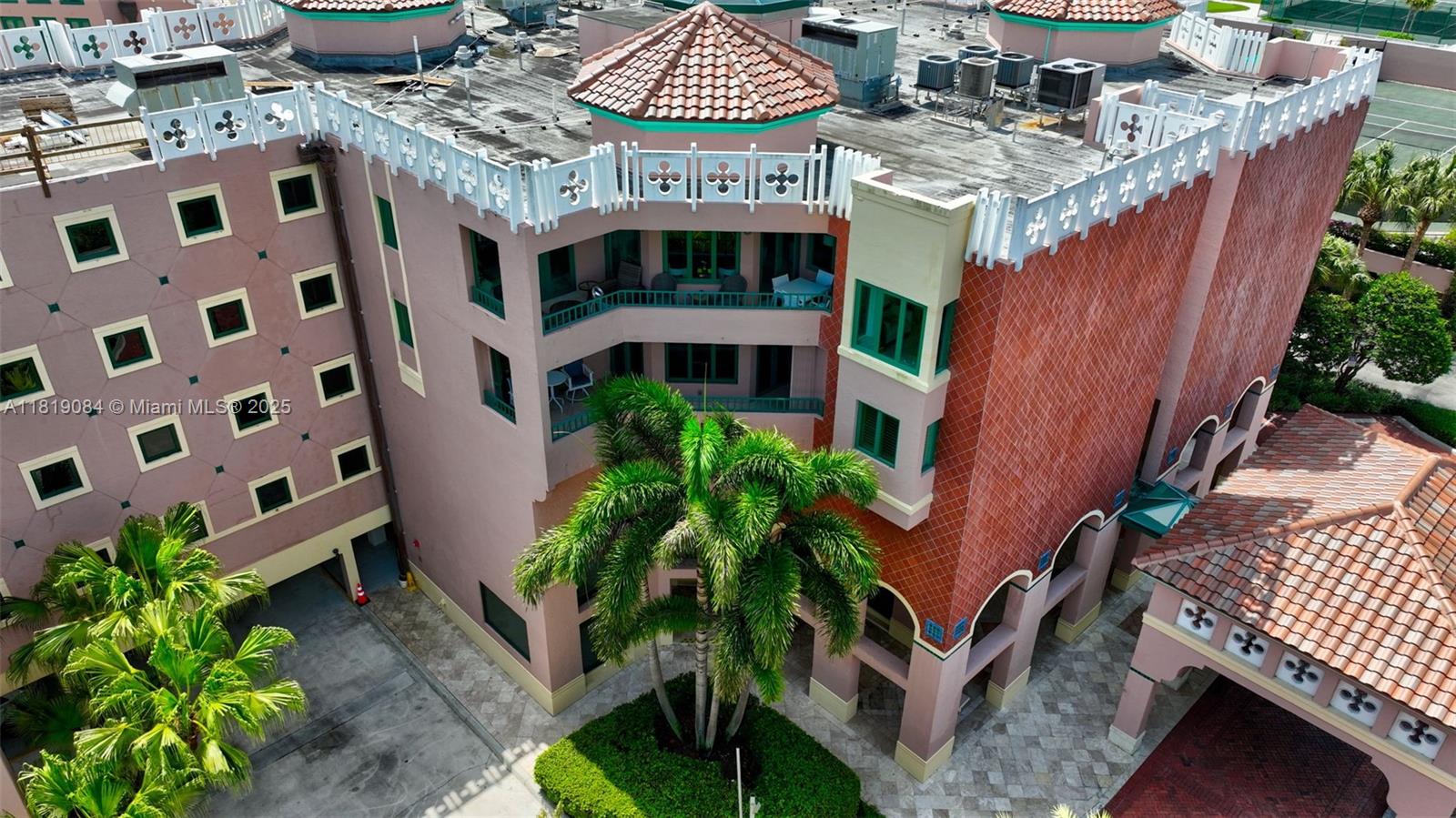 140 SE 5th Ave 438, Boca Raton, FL, 33432/$850,000 2 140 SE 5th Ave 438