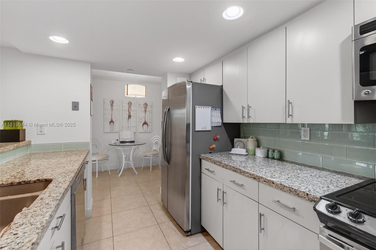 MIZNER COURT CONDO - Residential