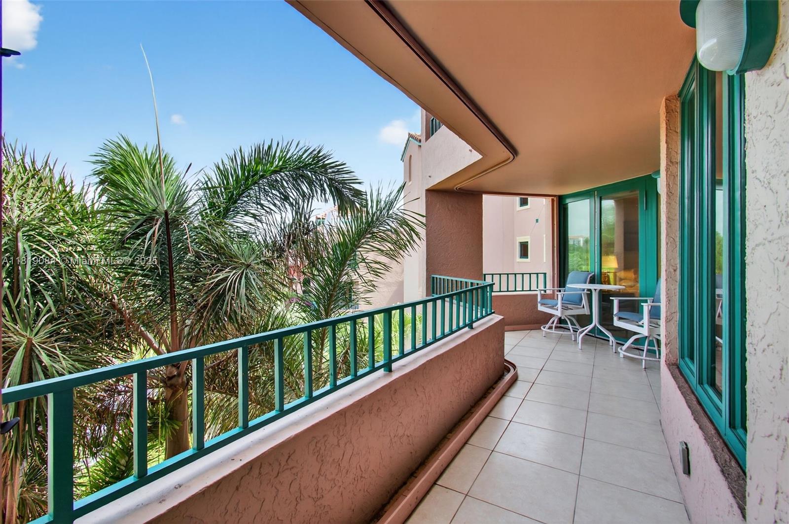 MIZNER COURT CONDO - Residential