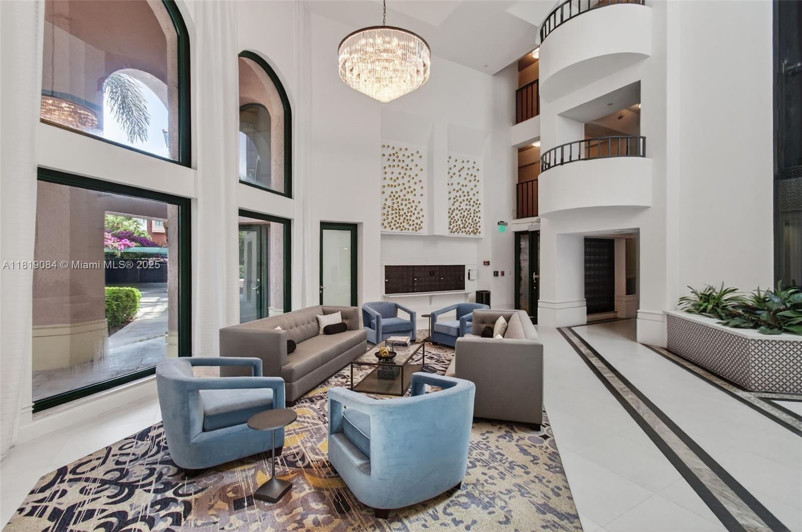 MIZNER COURT CONDO - Residential