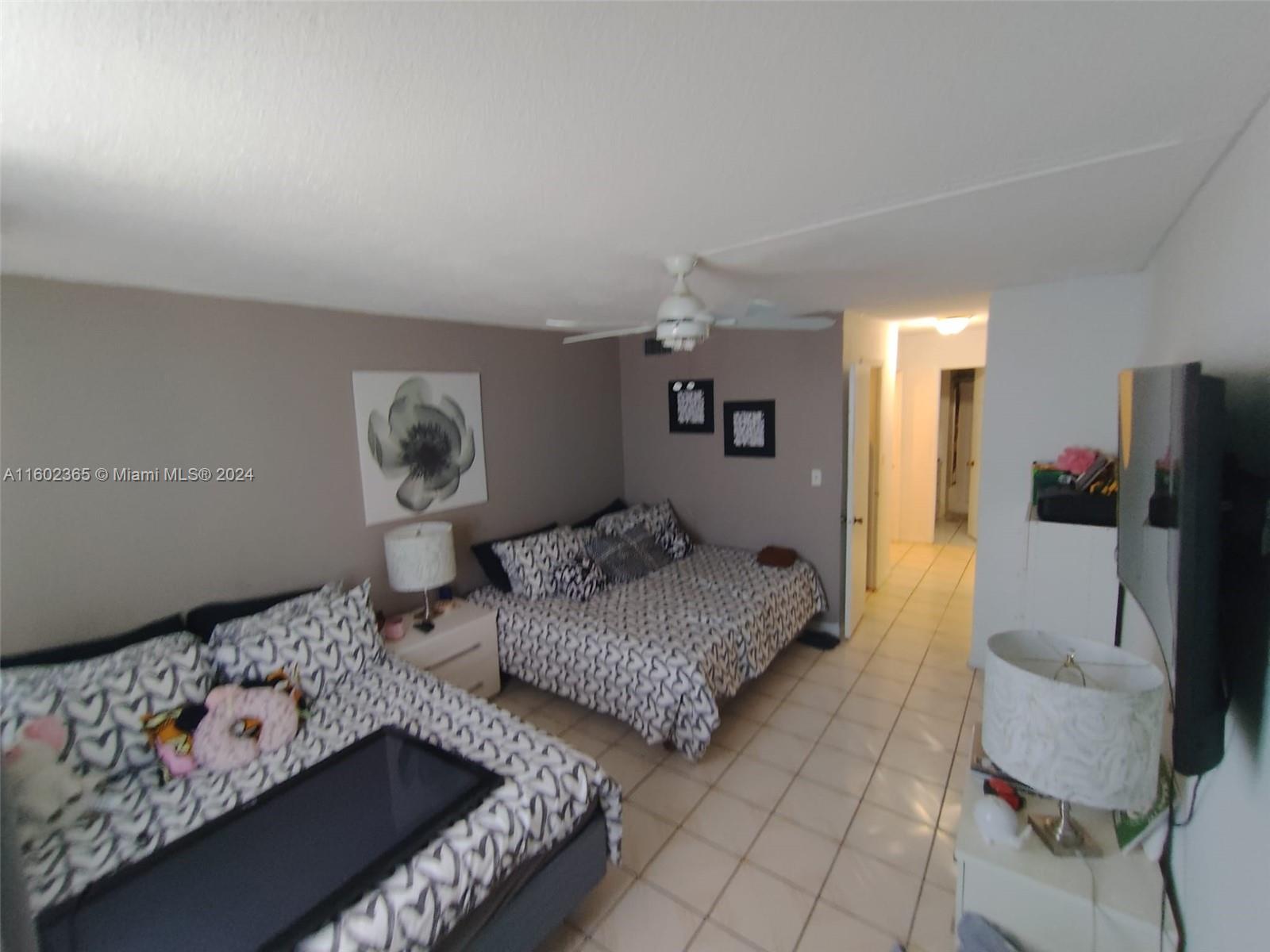2780 NE 183rd St 1903