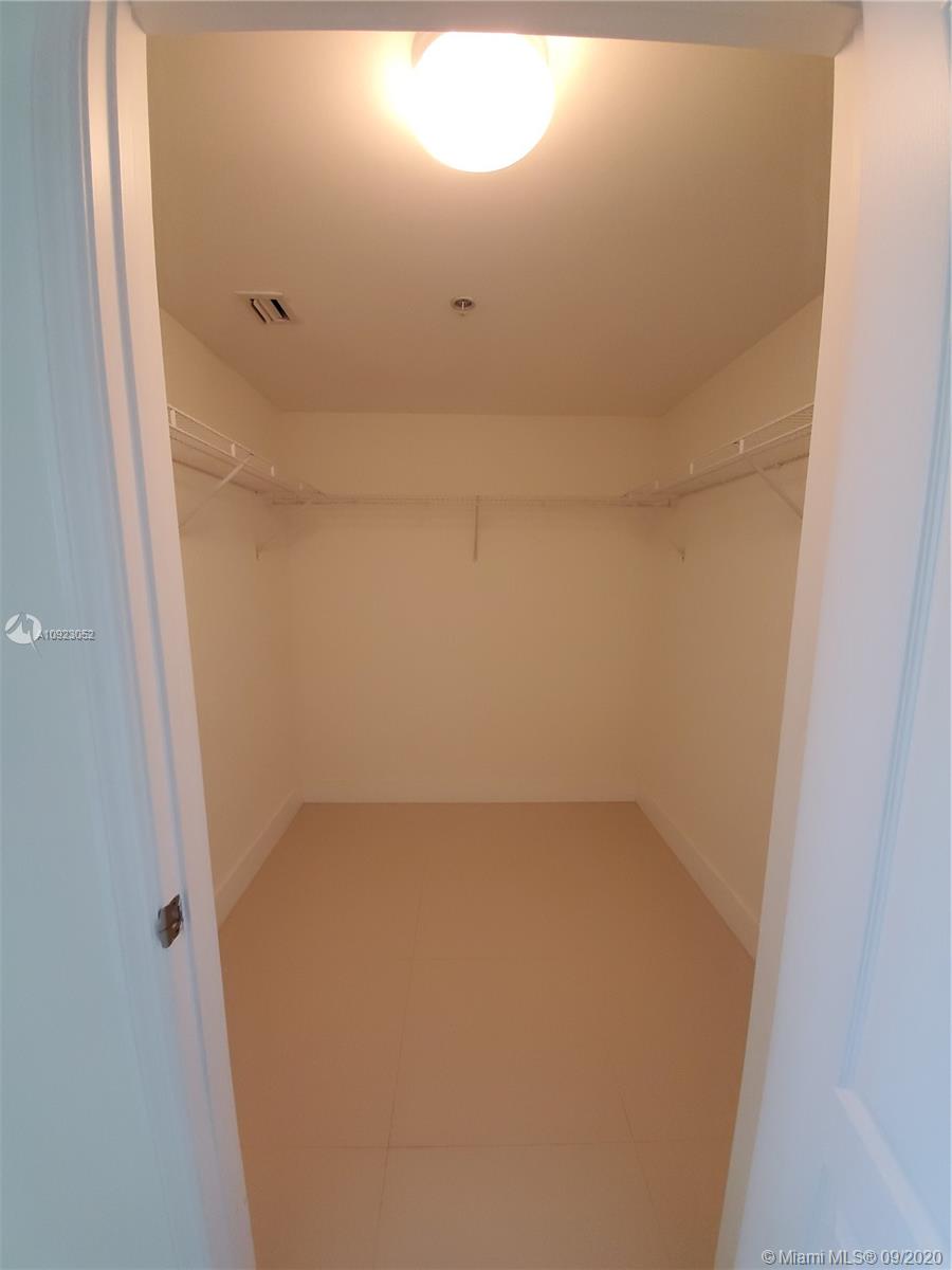 WAVERLY AT LAS OLAS CONDO - Residential