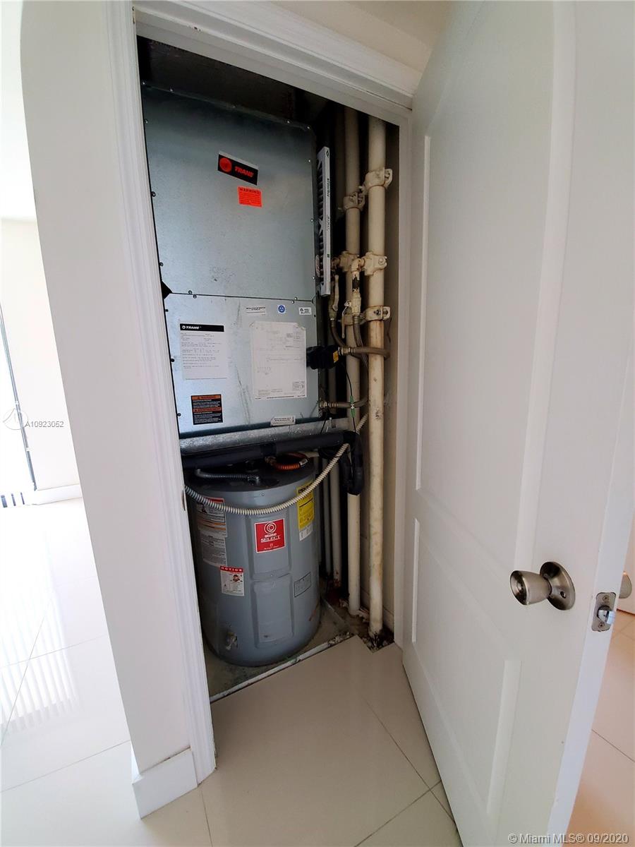 WAVERLY AT LAS OLAS CONDO - Residential