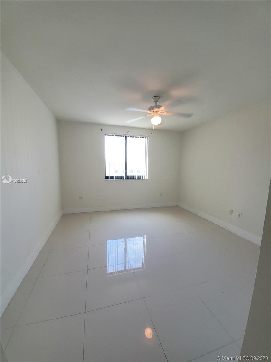 WAVERLY AT LAS OLAS CONDO - Residential