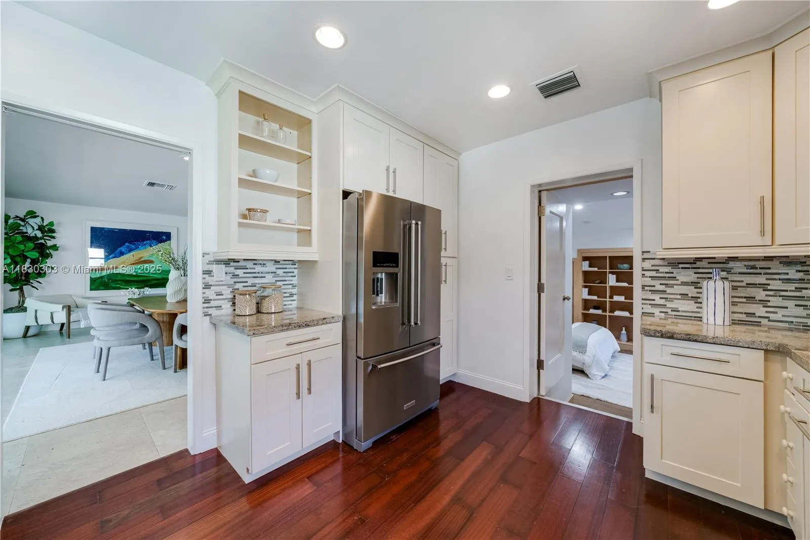 Coral Gables, Florida 33146, United States, 3 Bedrooms Bedrooms, ,2 BathroomsBathrooms,Residential,Active,160510