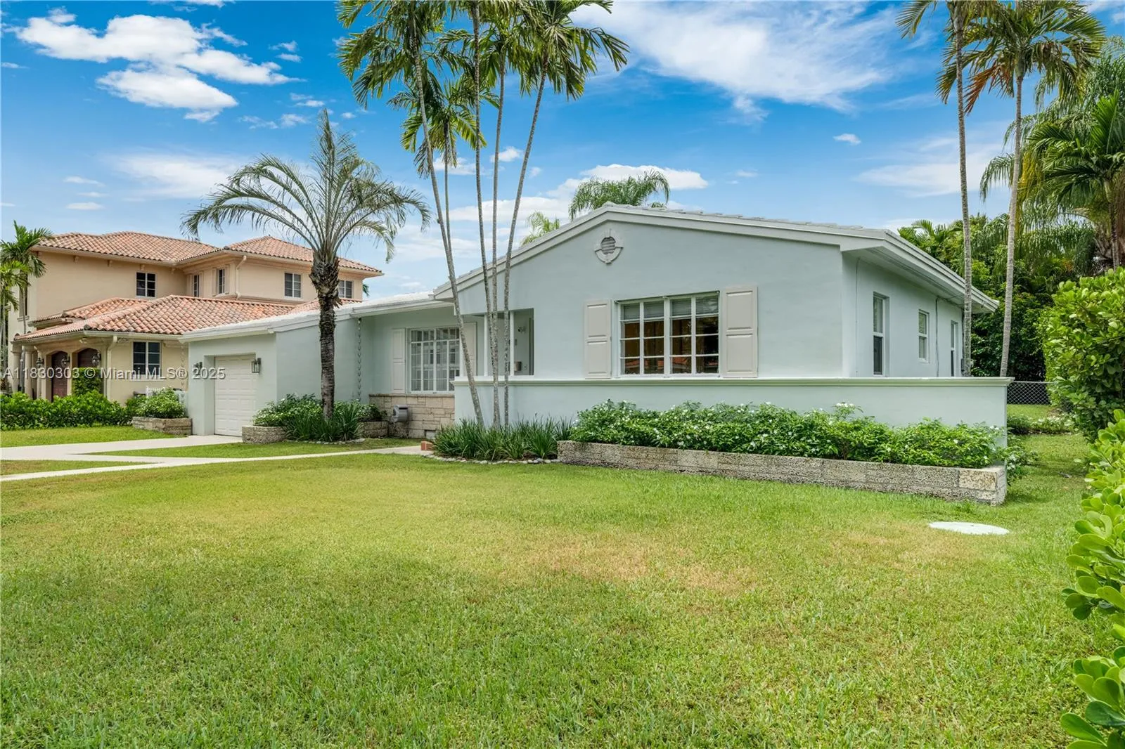Coral Gables, Florida 33146, United States, 3 Bedrooms Bedrooms, ,2 BathroomsBathrooms,Residential,Active,160510