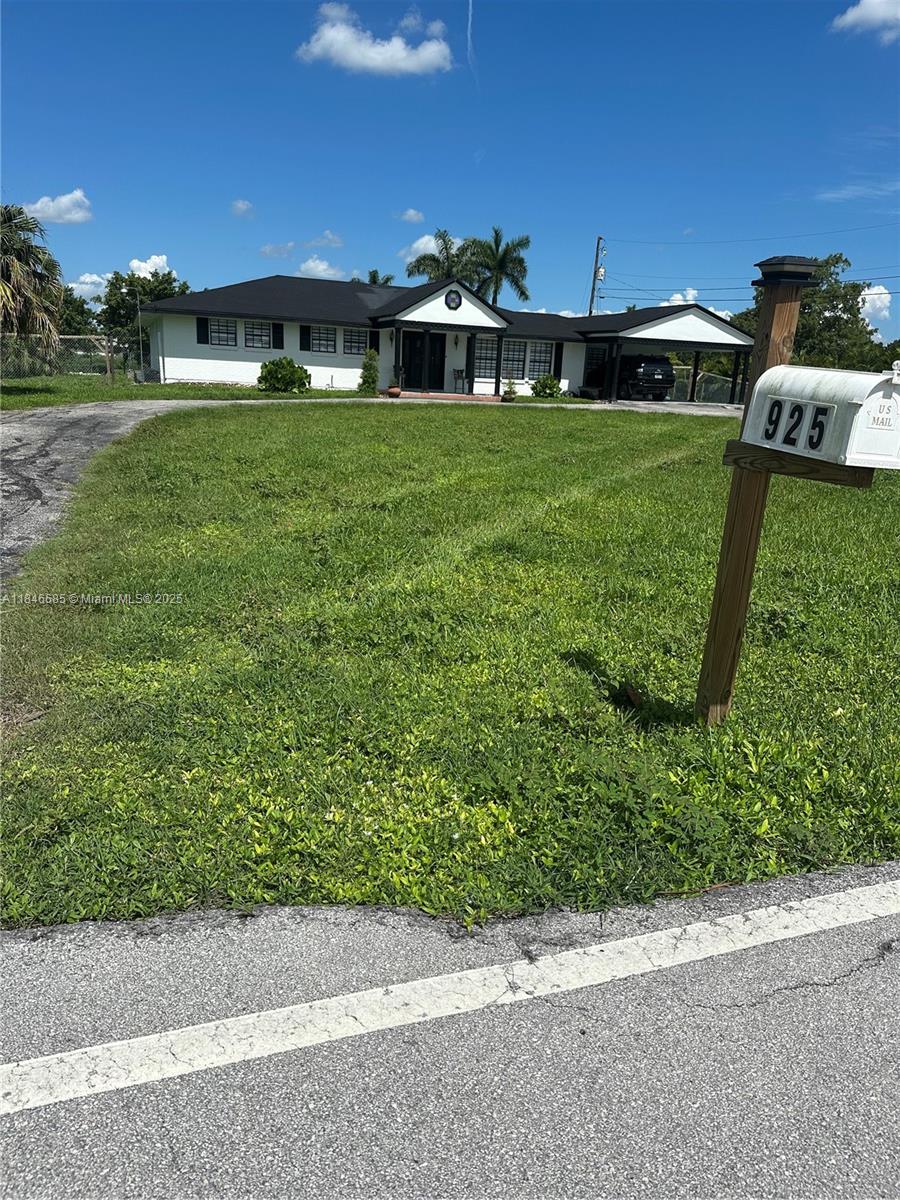 925 NE 18th, Belle Glade, FL, 33430/$515,000 2 925 NE 18th