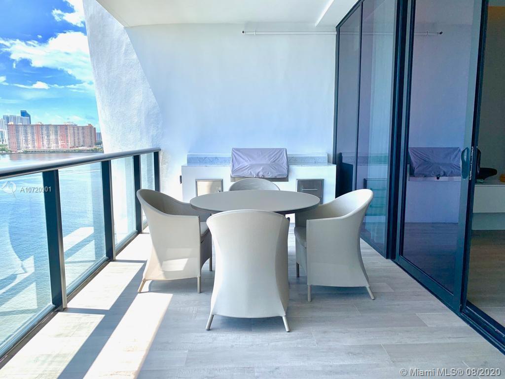 Priv&#xE9; Islands - Residential
