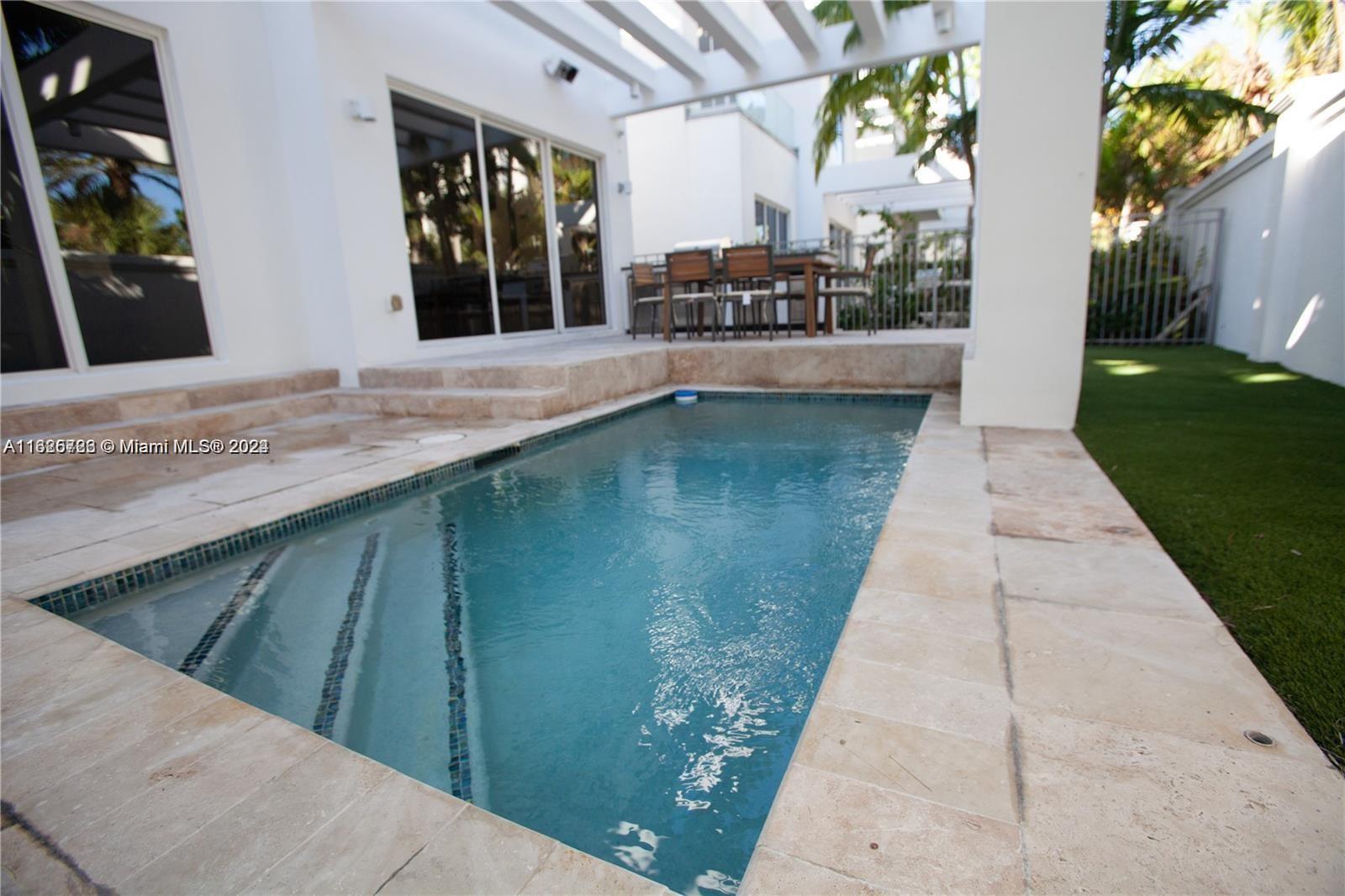 BEACHWALK - Residential