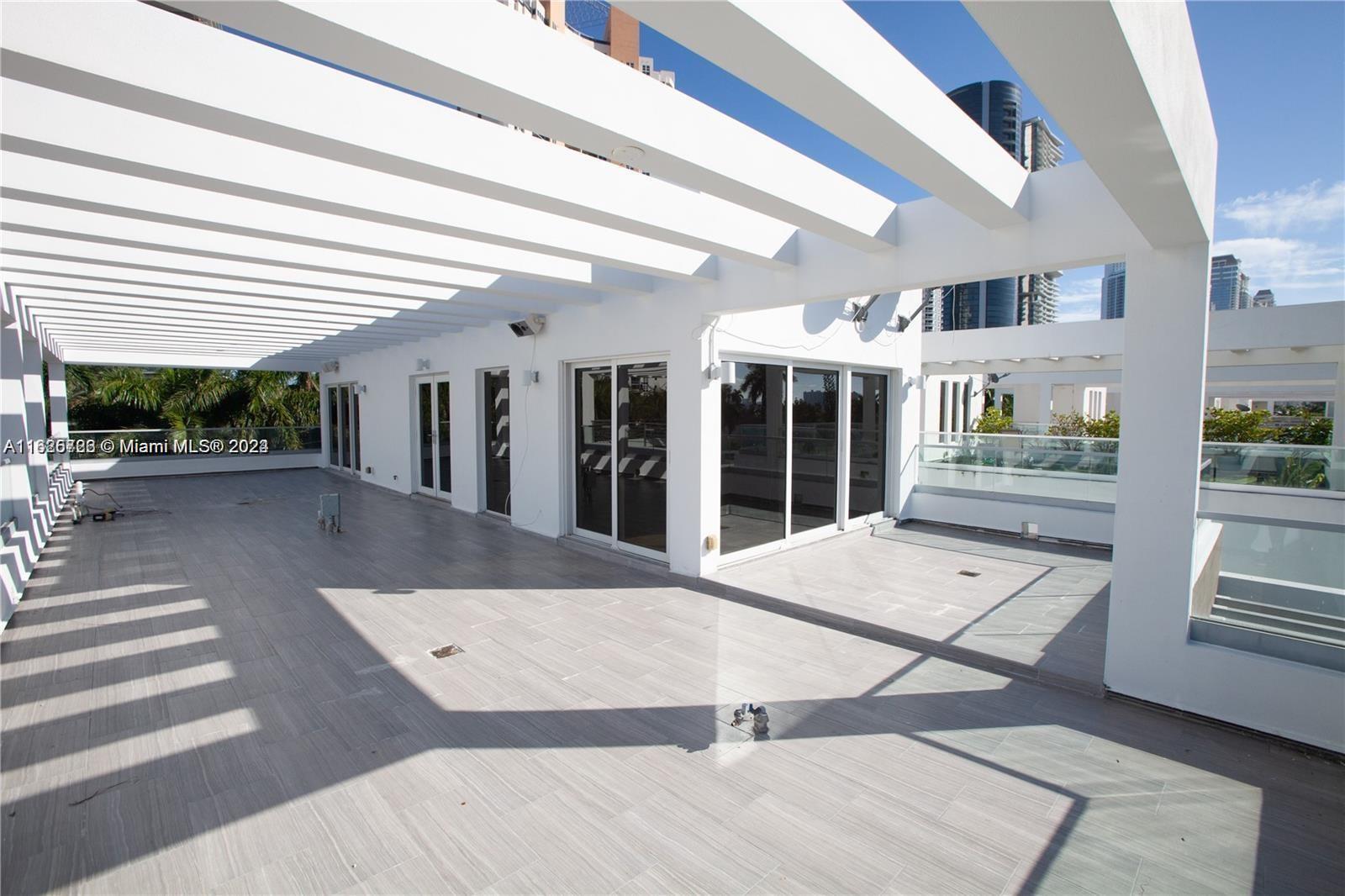 BEACHWALK - Residential