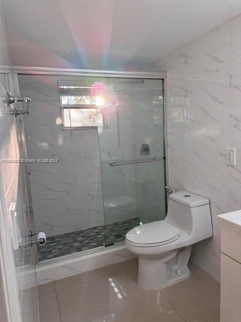 LAS VISTAS AT DORAL - Residential Lease