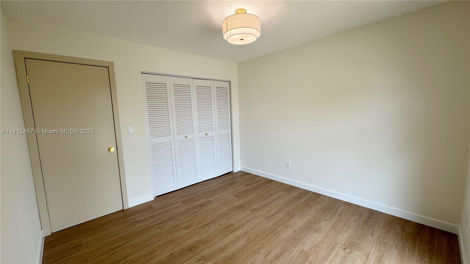 GOLDEN HEIGHTS - Residential