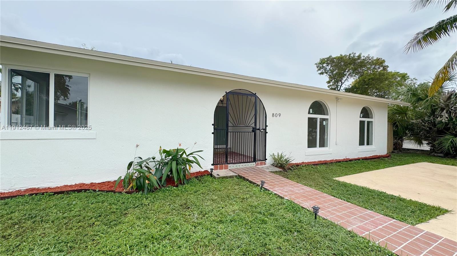 GOLDEN HEIGHTS - Residential