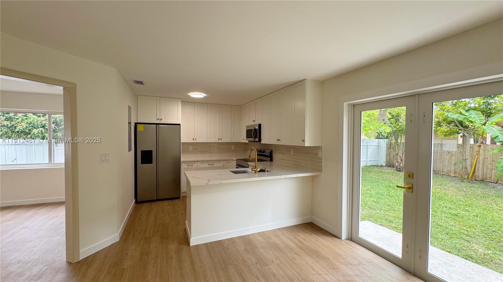 GOLDEN HEIGHTS - Residential