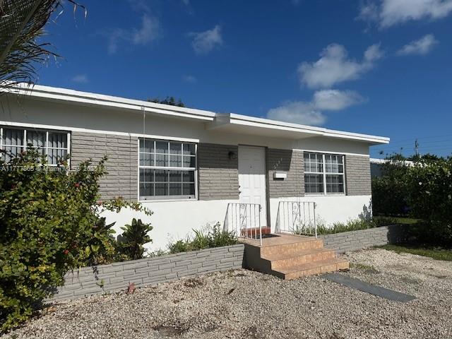 Rental Property at 2253 Sw 34th Ave 2, Miami, Broward County, Florida - Bedrooms: 2 
Bathrooms: 1  - $2,250 MO.