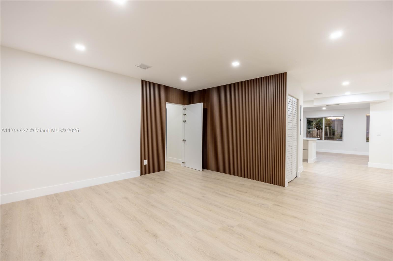 REV PL ALTA TERR - Residential