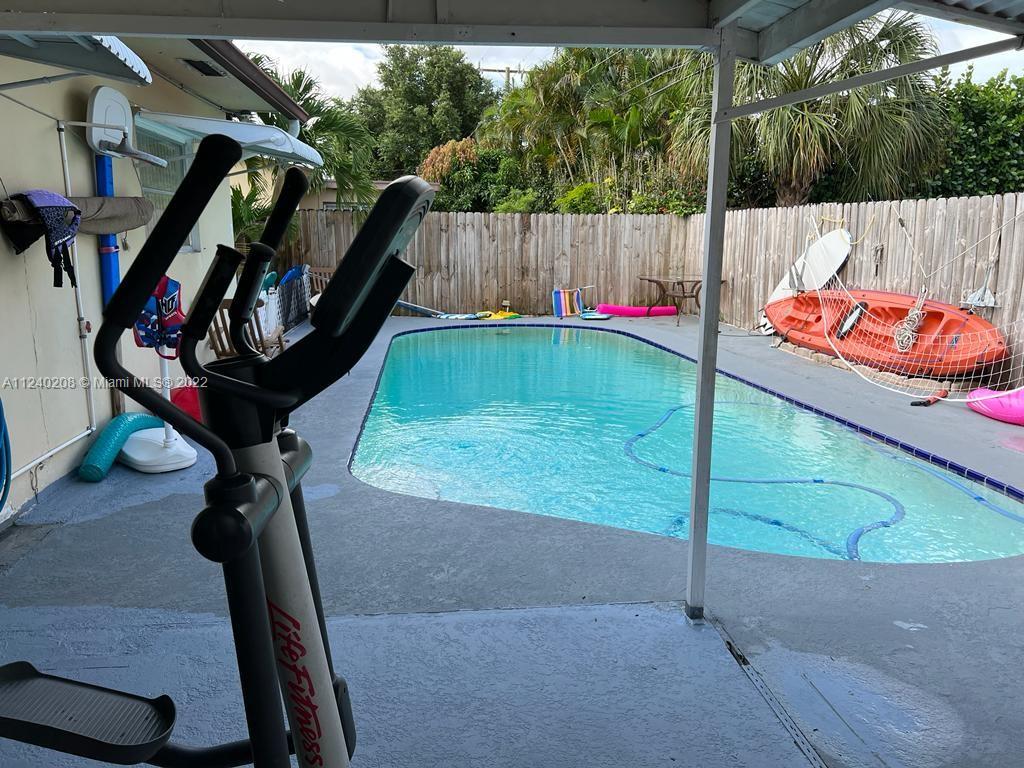 CRESTHAVEN 11 - Residential