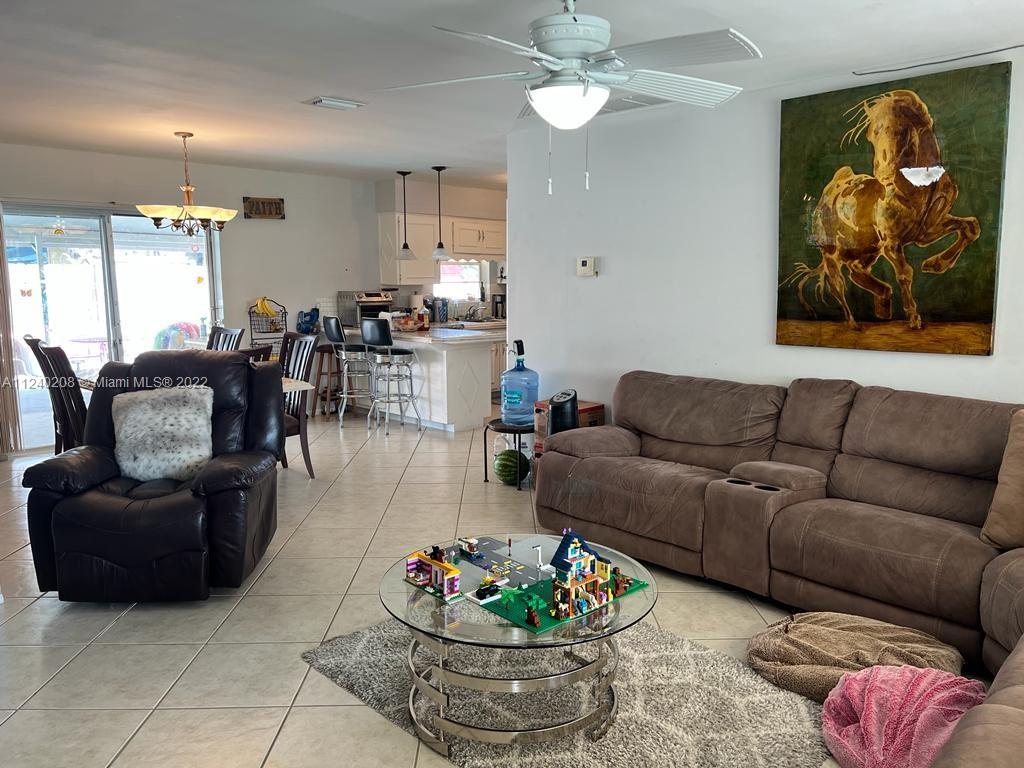 CRESTHAVEN 11 - Residential