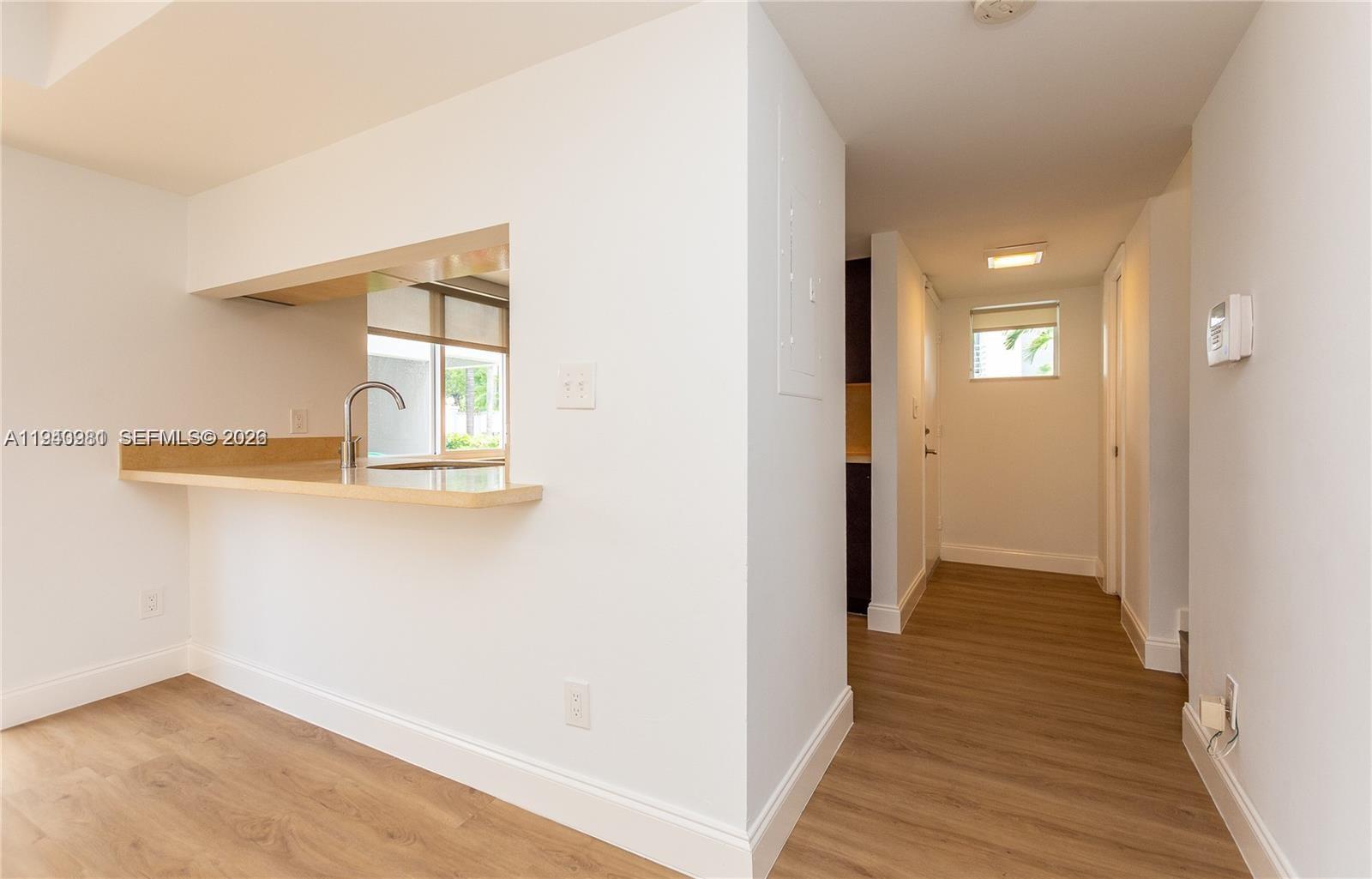 JACKSON PEACOCKS SUB - Residential Lease