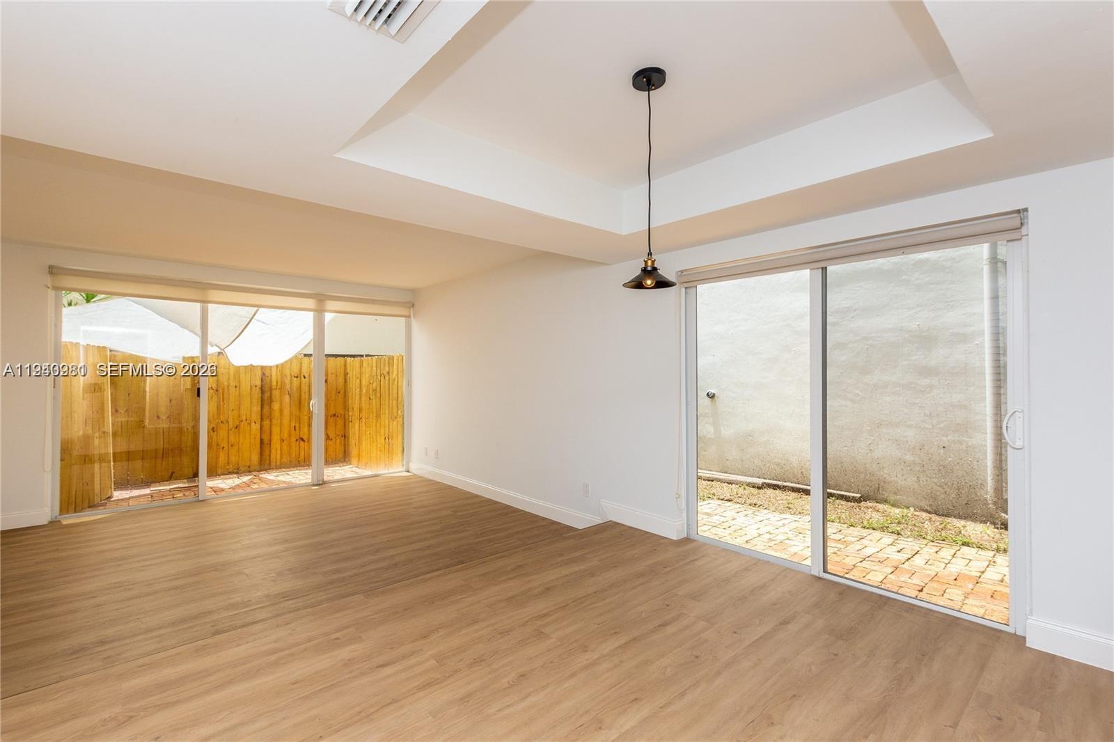 JACKSON PEACOCKS SUB - Residential Lease