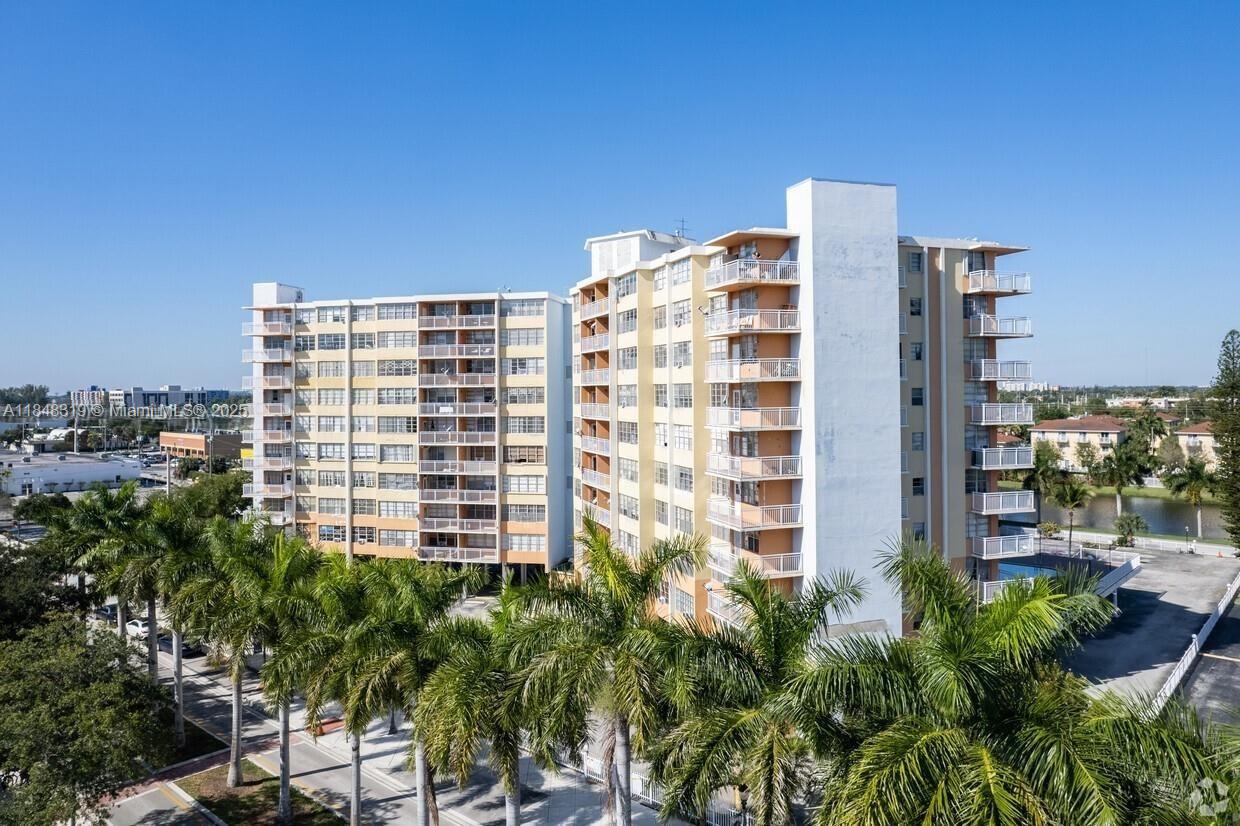 CRESTVIEW TOWERS CONDO - Residential