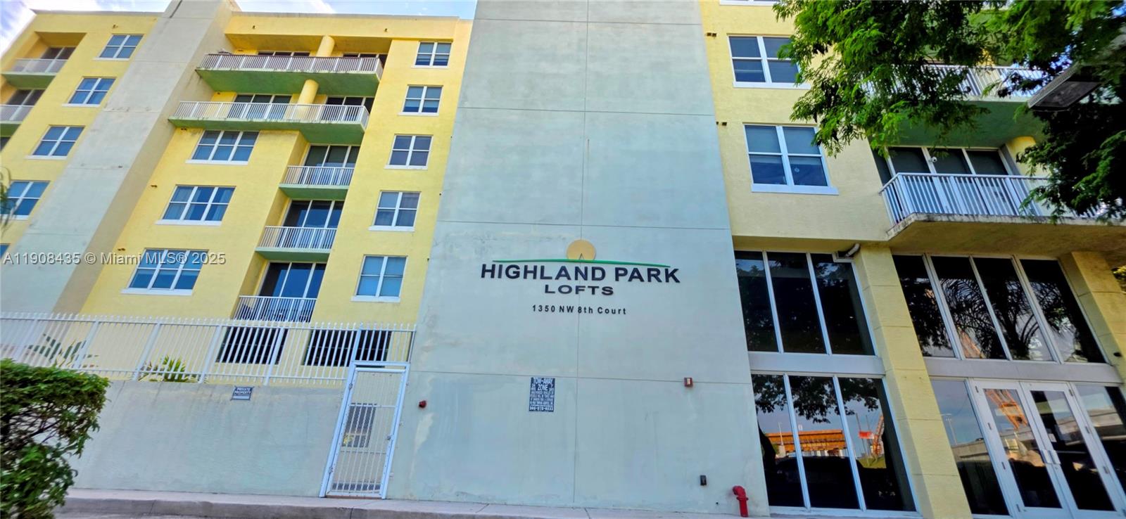 HIGHLAND PARK LOFTS CONDO - Residential
