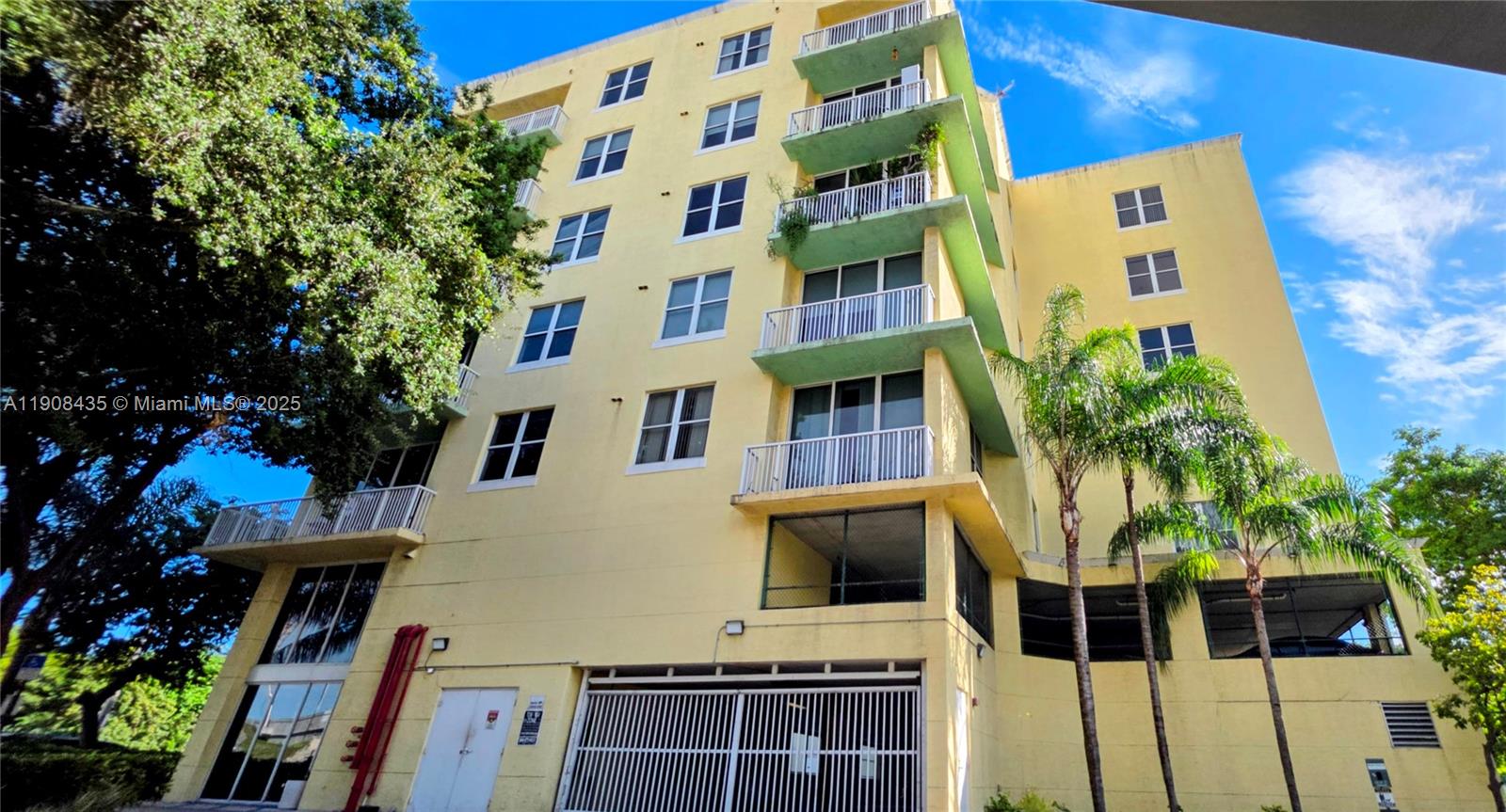 HIGHLAND PARK LOFTS CONDO - Residential