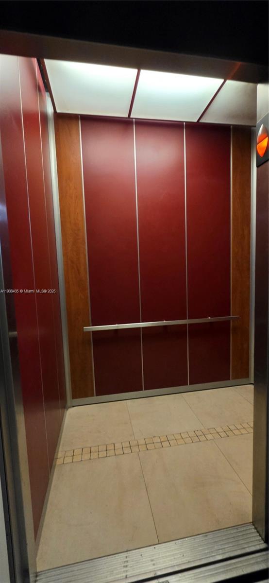 HIGHLAND PARK LOFTS CONDO - Residential