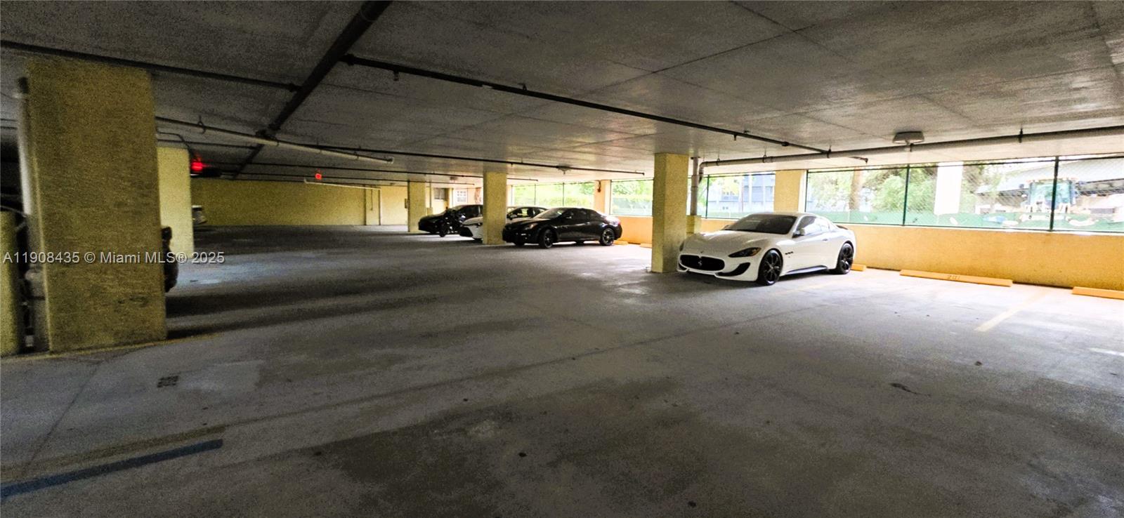 HIGHLAND PARK LOFTS CONDO - Residential