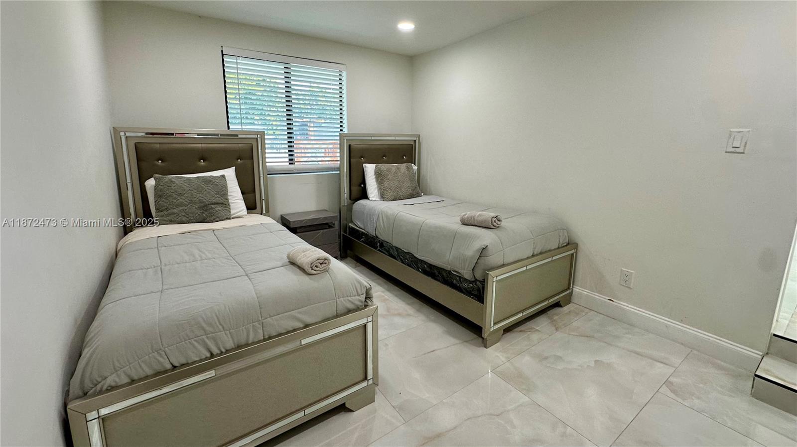 OVERBROOK SHORES NO-2 - Residential