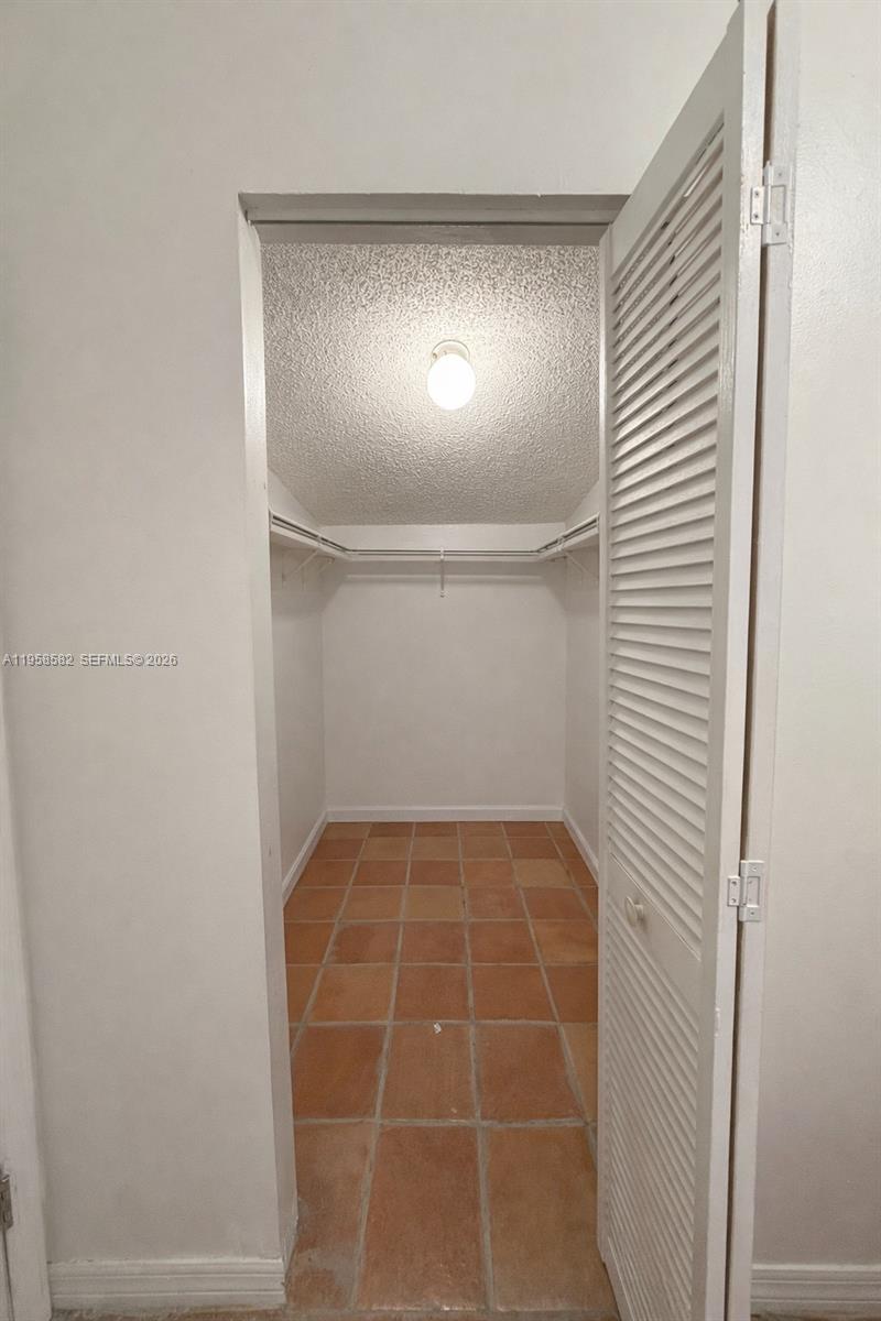 LAKE POINTE SEC 4 - Residential