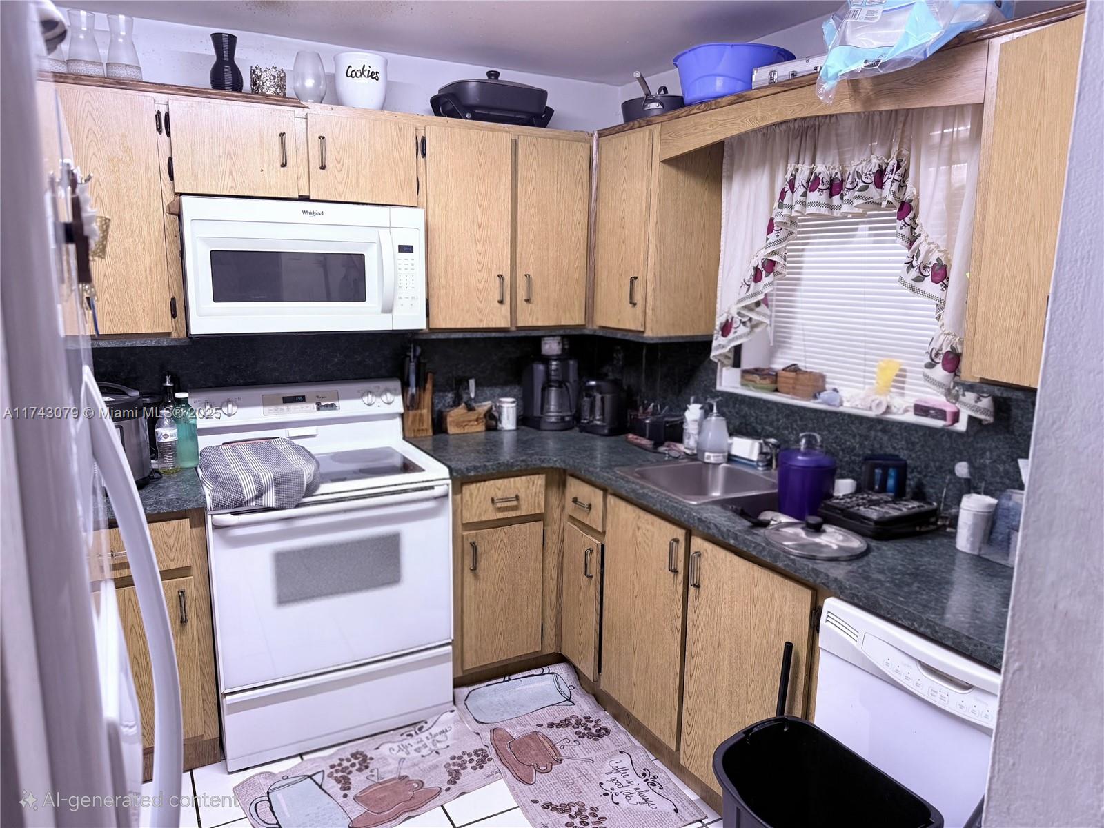 VILLA LUISA CONDO - Residential