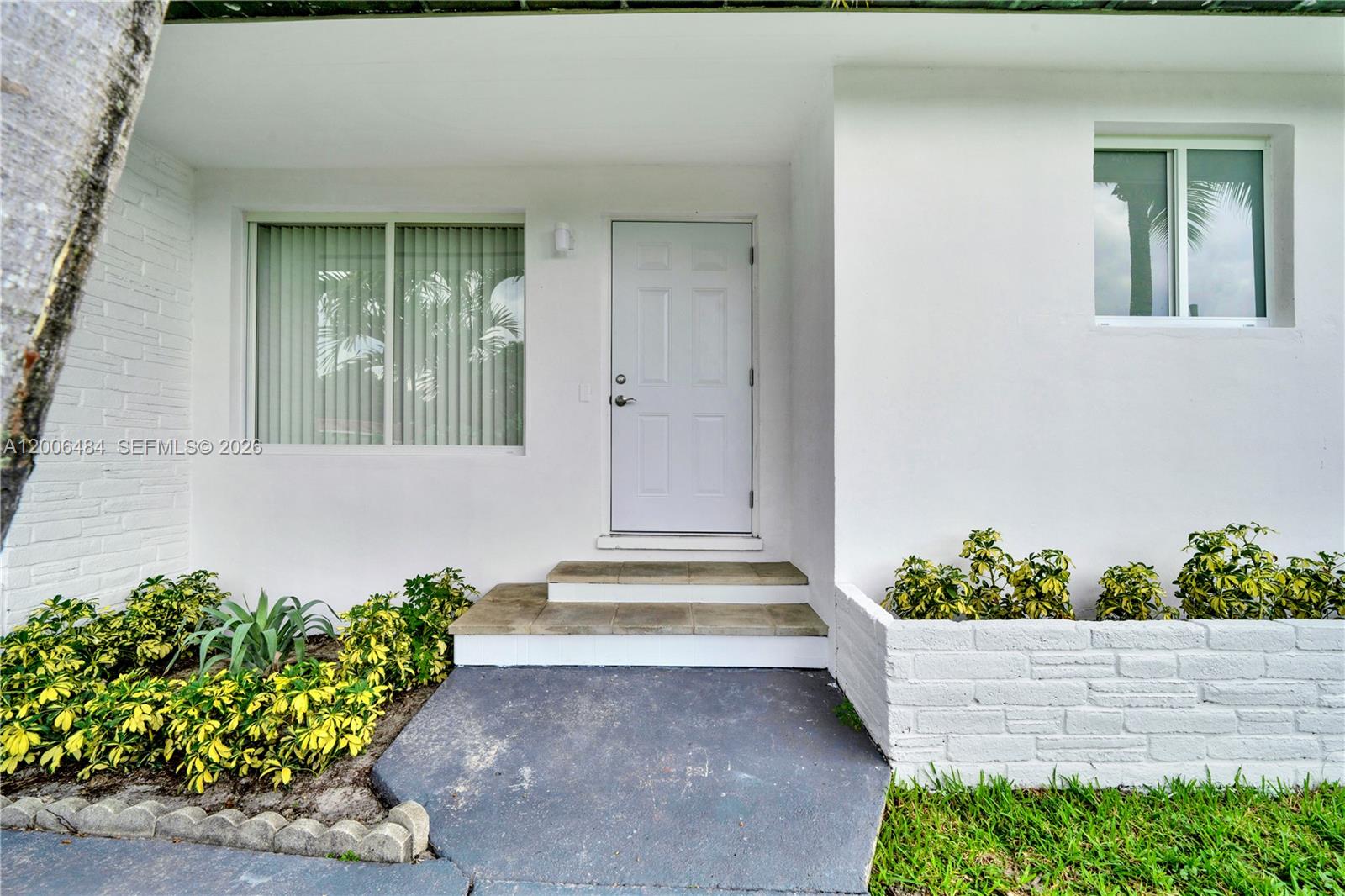 350 Aledo Ave B