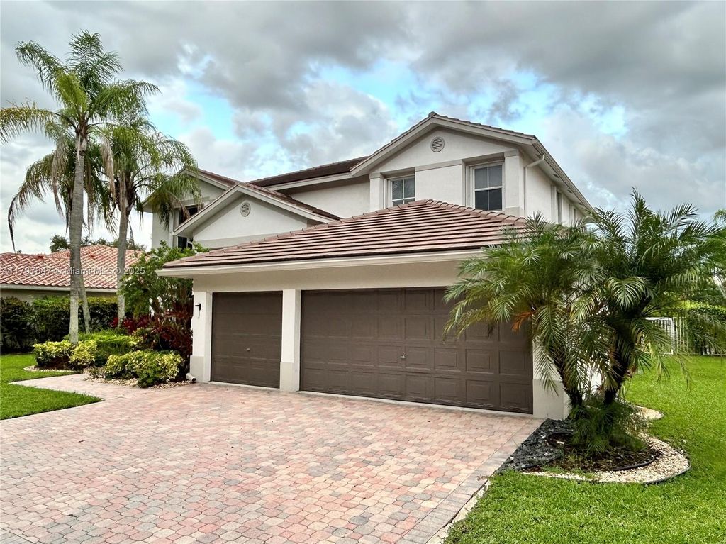 Photo of 3968 Nighthawk Dr, Weston, FL 33331 (MLS # A11797647)