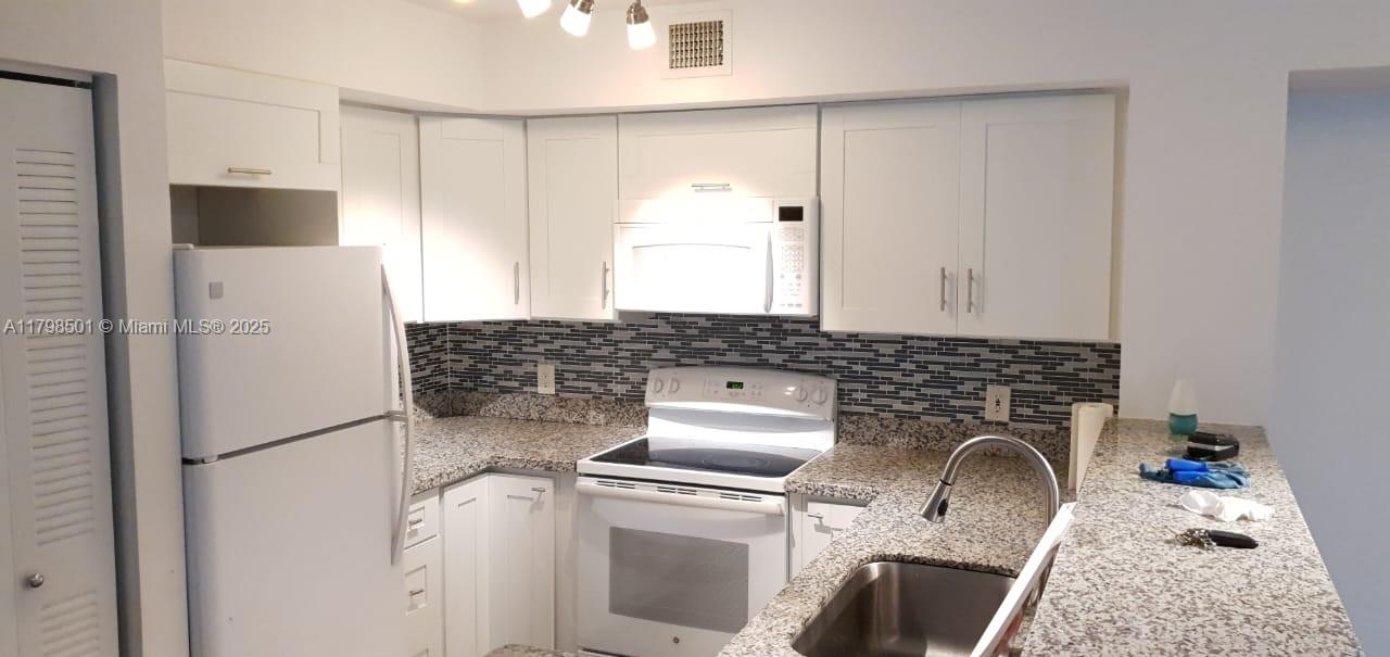 Rental Property at 4560 Nw 107th Ave 108-12, Doral, Miami-Dade County, Florida - Bedrooms: 2 
Bathrooms: 2  - $2,700 MO.