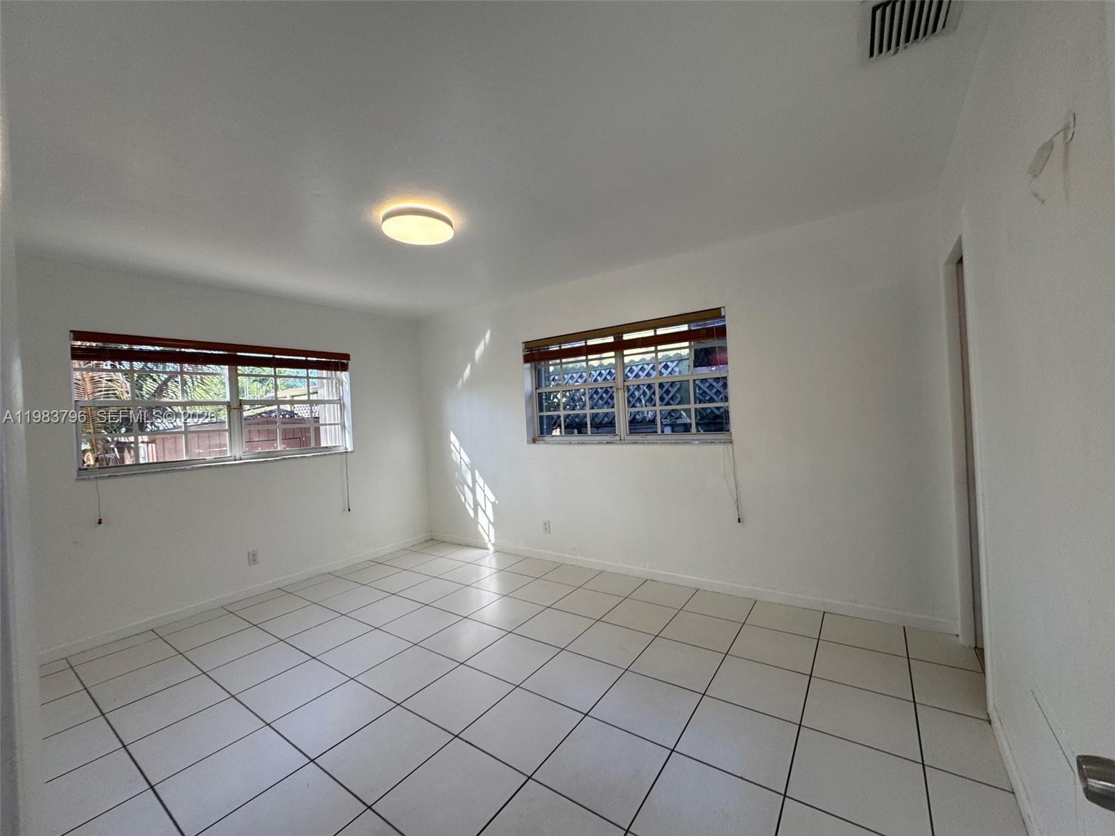 REV OF REV FEC ADDN HIALE - Residential Lease