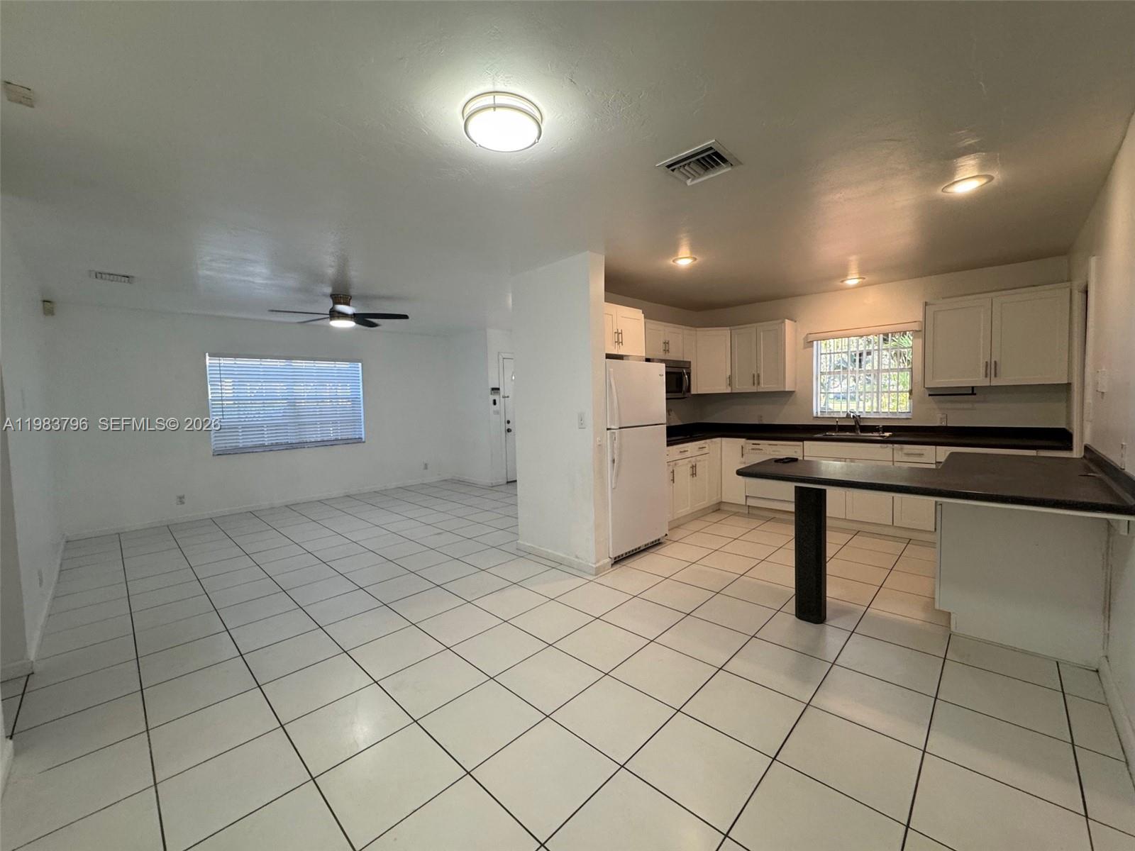 REV OF REV FEC ADDN HIALE - Residential Lease