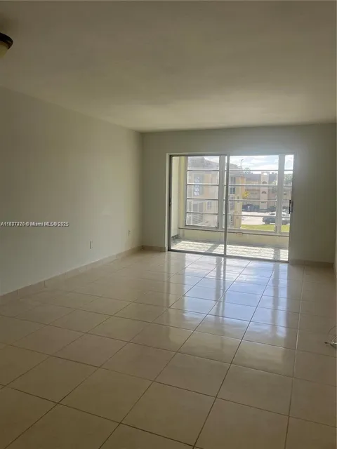 MLS: A11797470