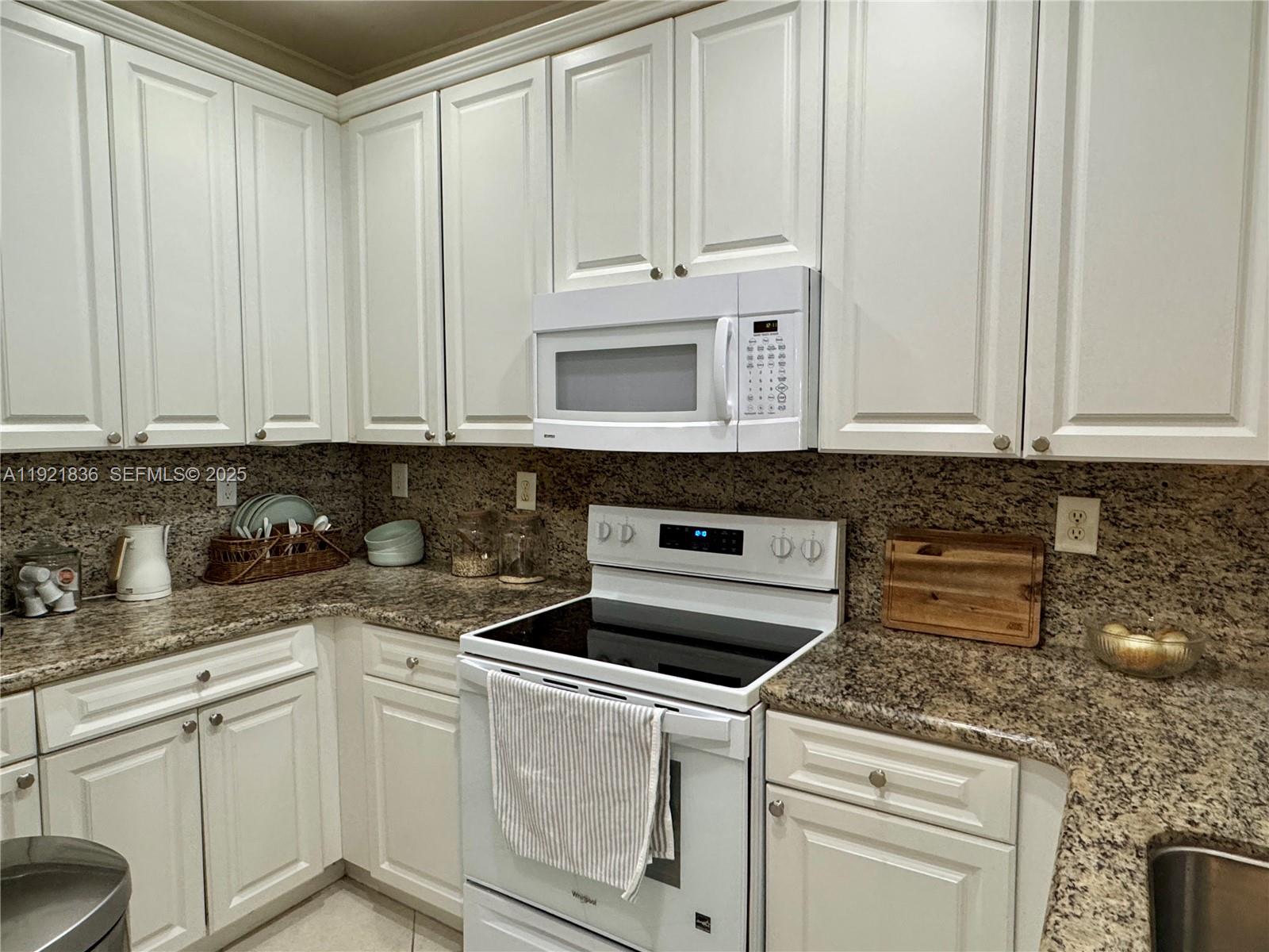 FERNANDOS PLACE - Residential