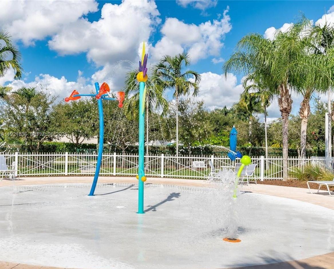 FERNANDOS PLACE - Residential