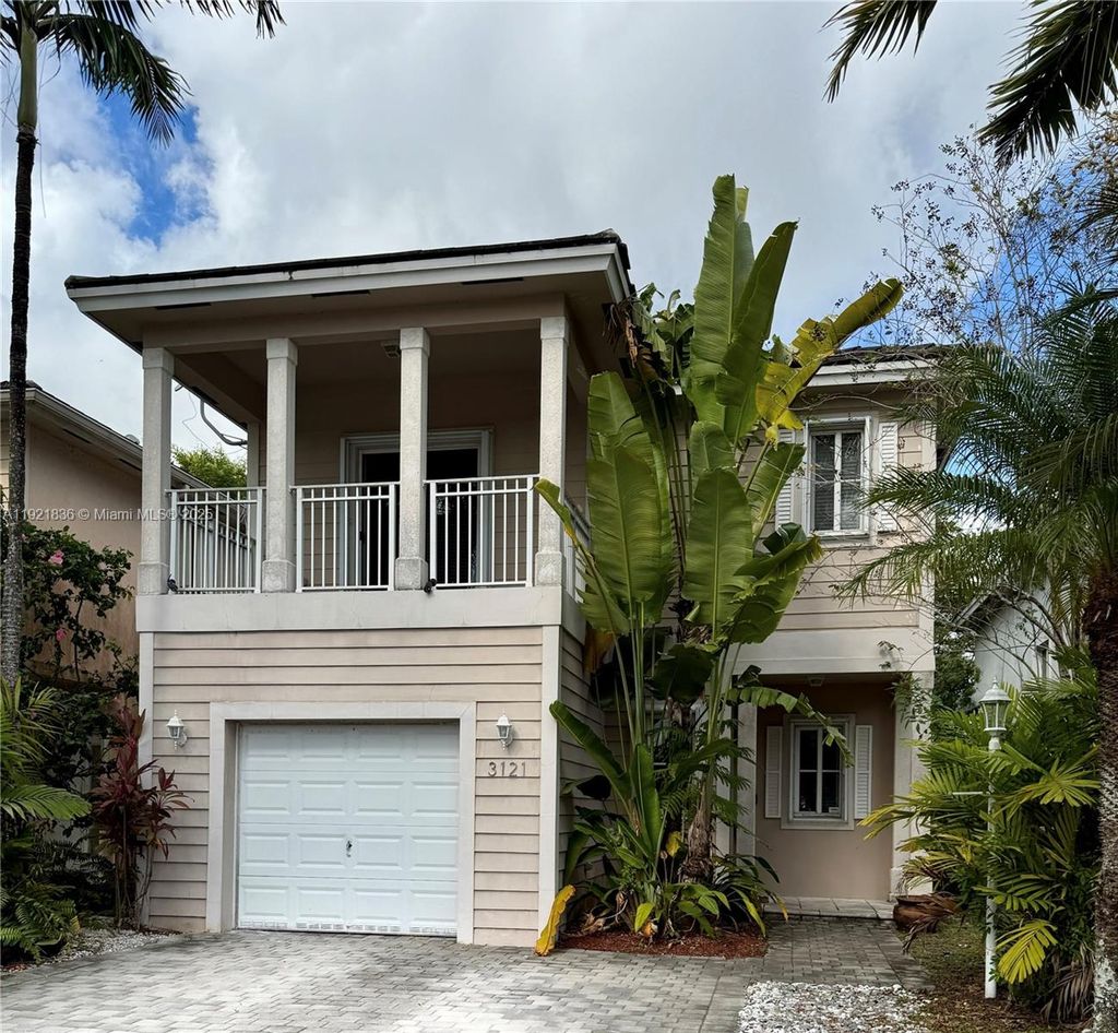 Photo of 3121 SE 2nd Dr, Homestead, FL 33033 (MLS # A11921836)