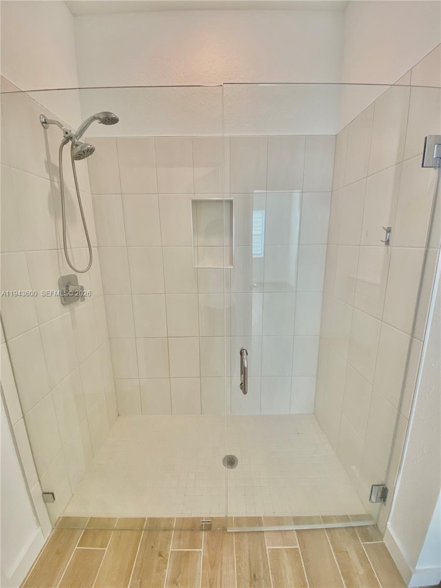 SABAL POINTE - Residential