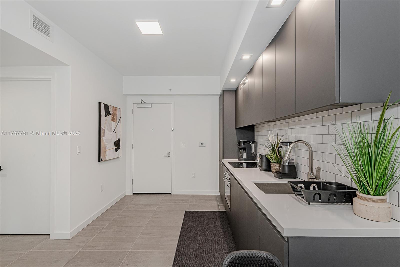 MAP OF MIAMI DADE CO. FL. - Residential